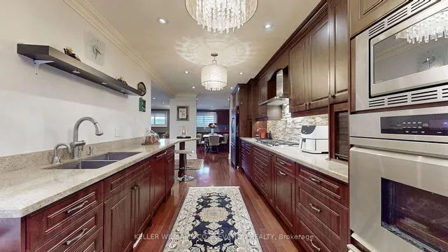 Additional image 16 of 239 Pineway Blvd