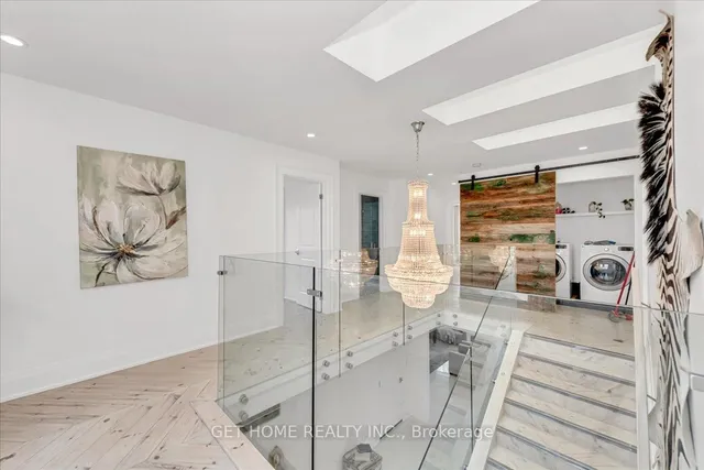 Additional image 23 of 564 Brock Crt