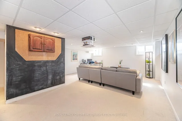 Additional image 31 of 20 Fleming Ave