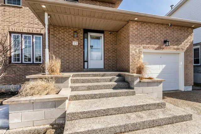 Additional image 23 of 27 Grayrocks Ave