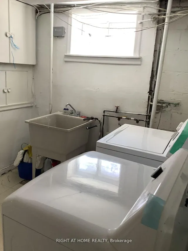 Additional image 10 of 1226 Warden Ave