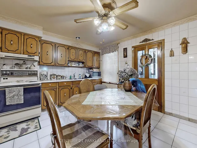 Additional image 13 of 526 Milverton Blvd