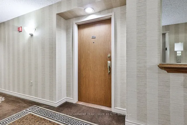 Additional image 8 of 2121 Lakeshore Rd Unit 502