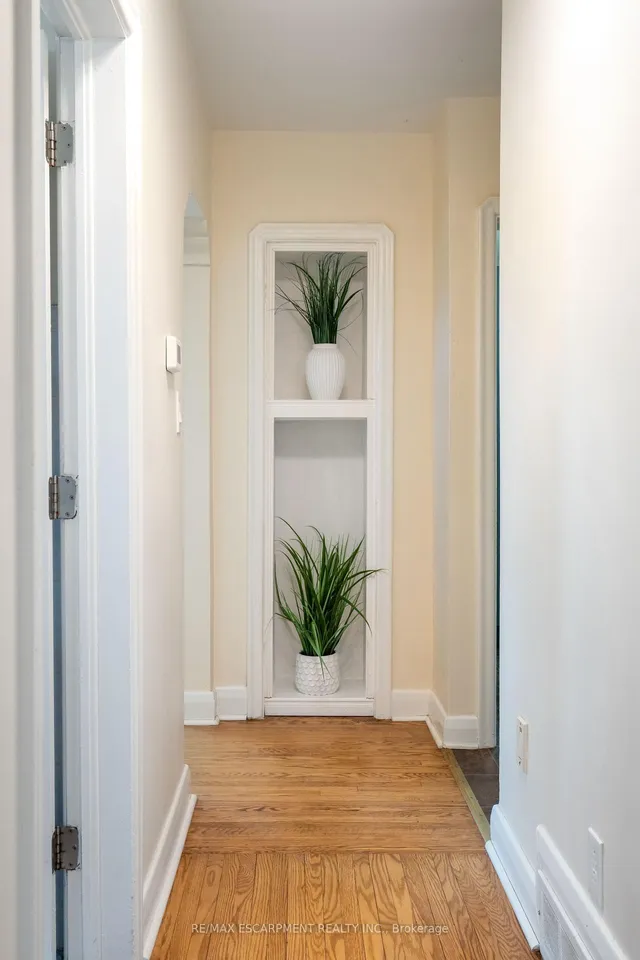 Additional image 22 of 2305 Wagner Cres