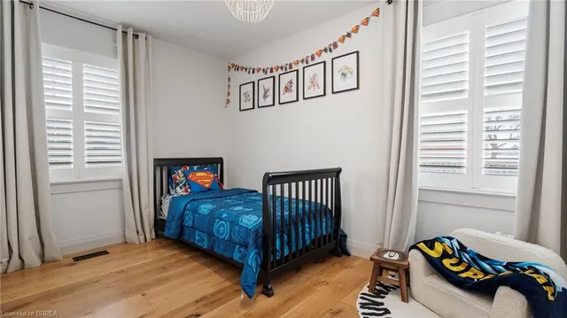 Additional image 14 of 4 Holt Ave