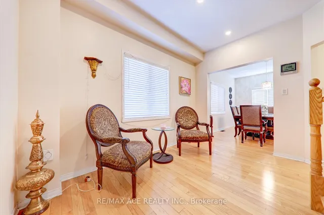 Additional image 19 of 27 Tillinghast Lane