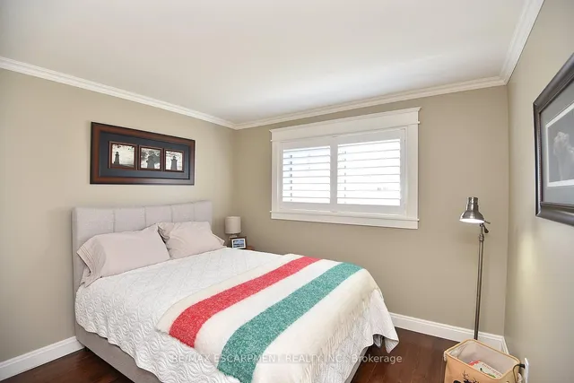 Additional image 29 of 625 Ardleigh Cres