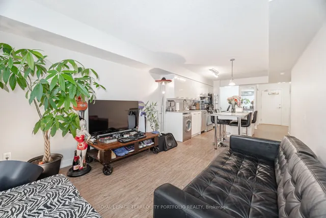 Additional image 16 of 29 Singer Crt Unit 503