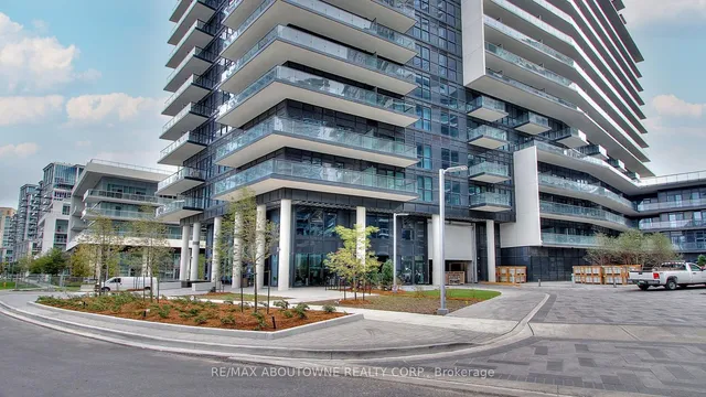 Additional image 38 of 39 Annie Craig Dr Unit 305