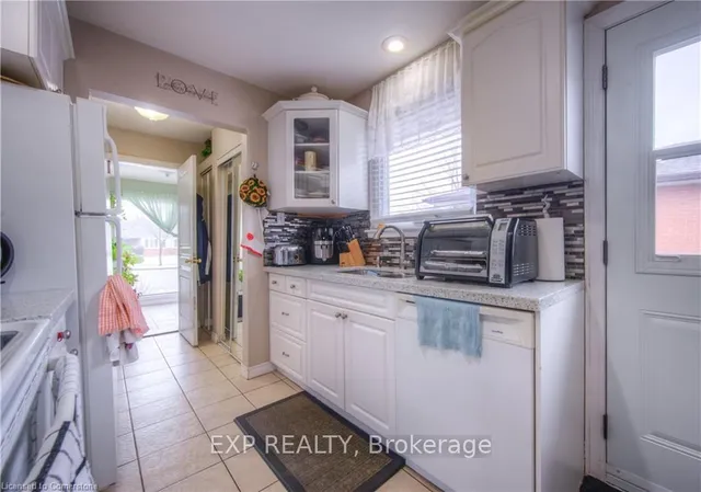 Additional image 8 of 74 Markwood Dr