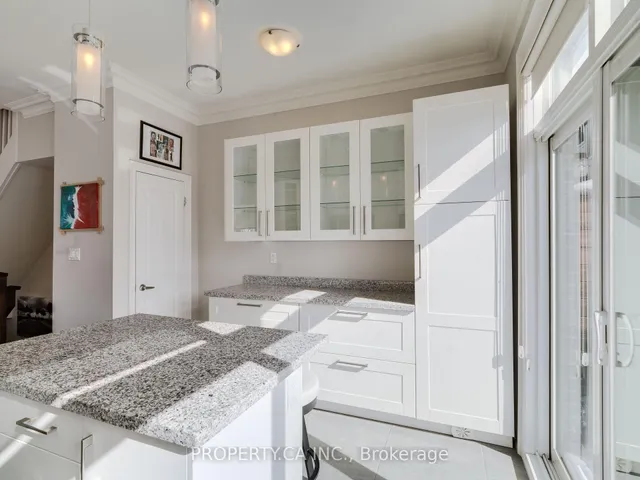 Additional image 6 of 3883B Bloor St