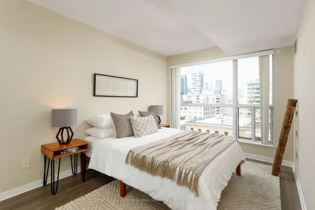 Additional image 23 of 230 King St Unit 1019