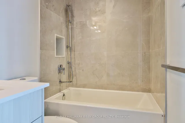 Additional image 22 of 438 King St Unit 2101