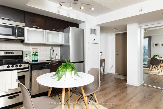 Additional image 7 of 36 Lisgar St Unit 2121E