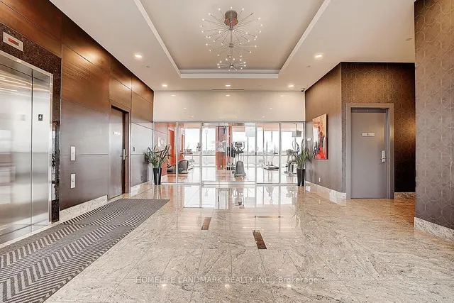 Additional image 27 of 181 Village Green Sq Unit 1511