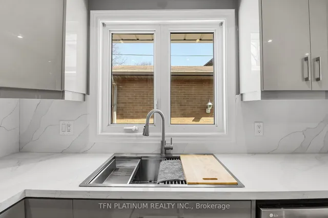 Additional image 25 of 2 Delbasso Crt