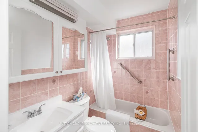 Additional image 24 of 851 Queenston Rd Unit 404