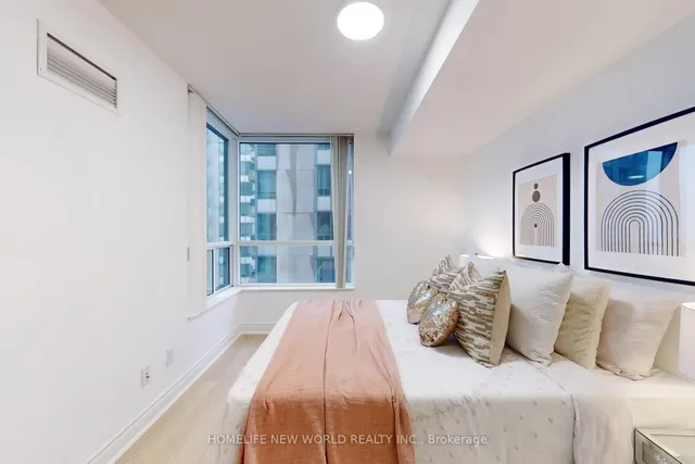 Additional image 30 of 5 Northtown Way Unit 1711