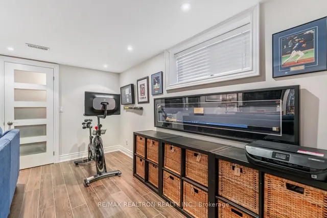 Additional image 28 of 22 Crang Ave