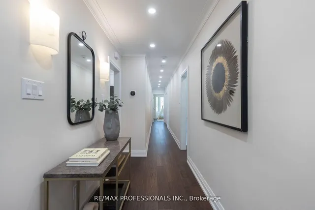 Additional image 4 of 2 Emery Circ