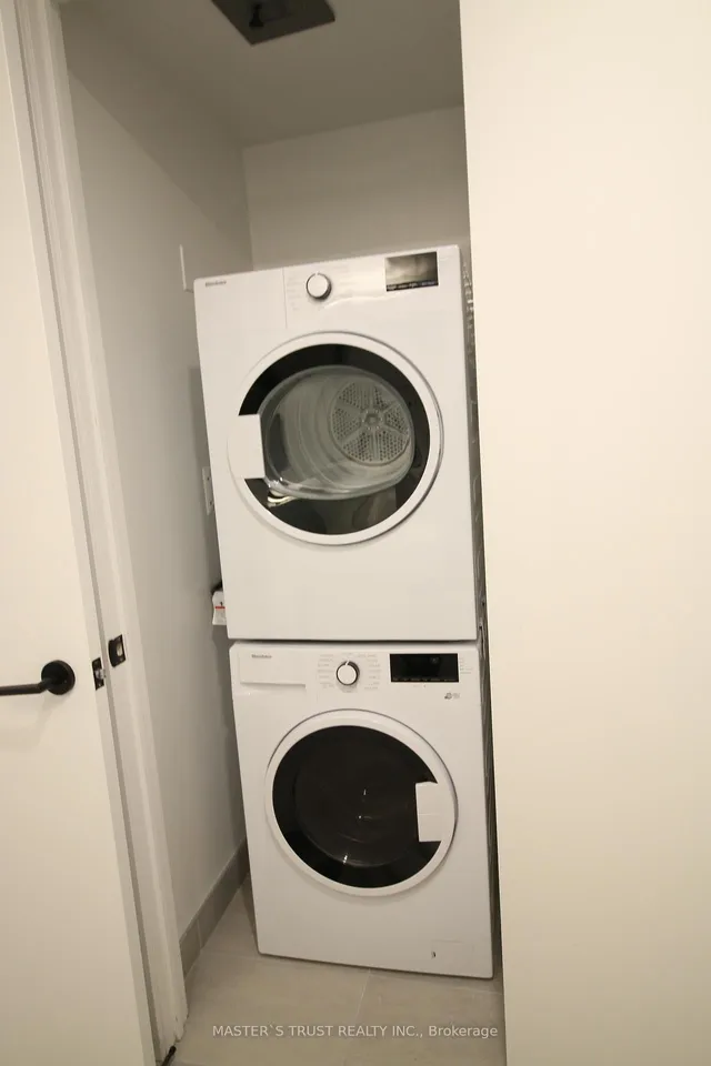 Additional image 4 of 108 Peter St Unit 1703