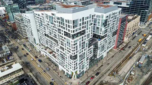 576 Front St Unit 402