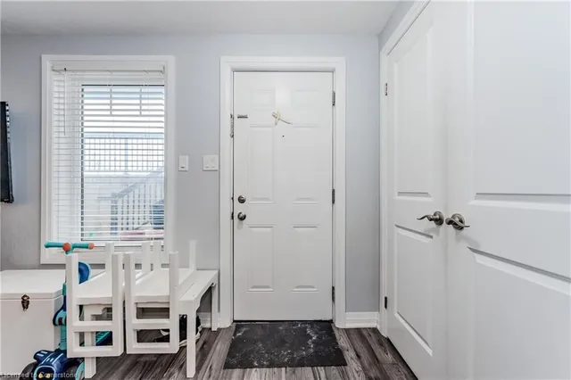 Additional image 4 of 1989 Ottawa St Unit 66H