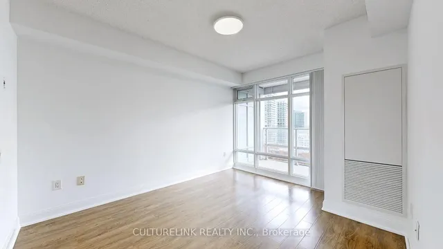 Additional image 12 of 2191 Yonge St Unit 2812