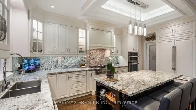 Additional image 16 of 1166 Glengrove Ave