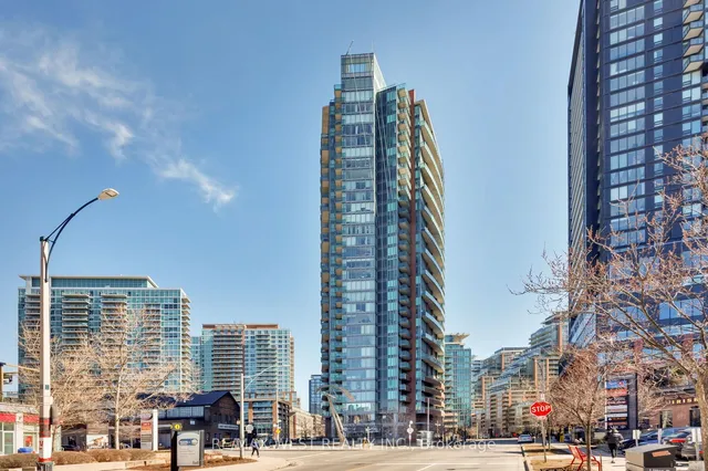 Additional image 3 of 150 East Liberty St Unit 2906