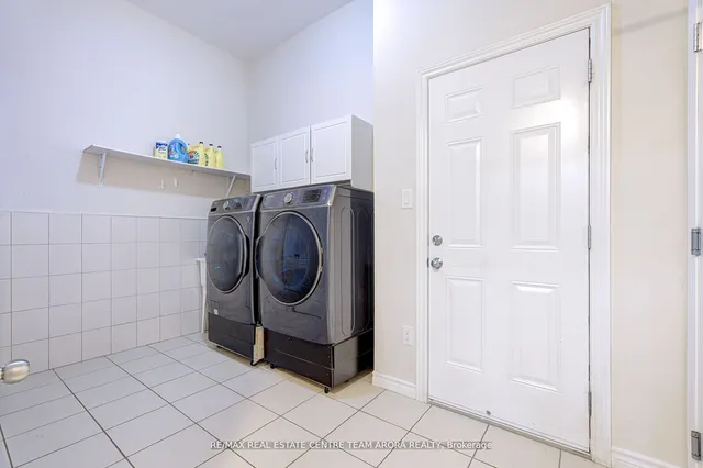 Additional image 32 of 27 Monkton Circ