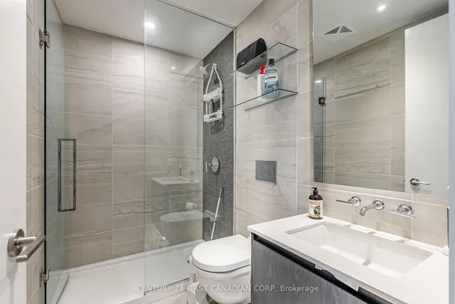 Additional image 17 of 81 Wellesley St Unit 1405