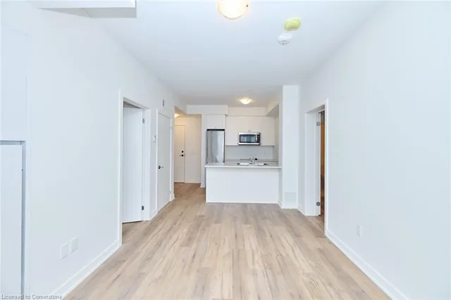 Additional image 23 of 600 North Service Rd Unit 108