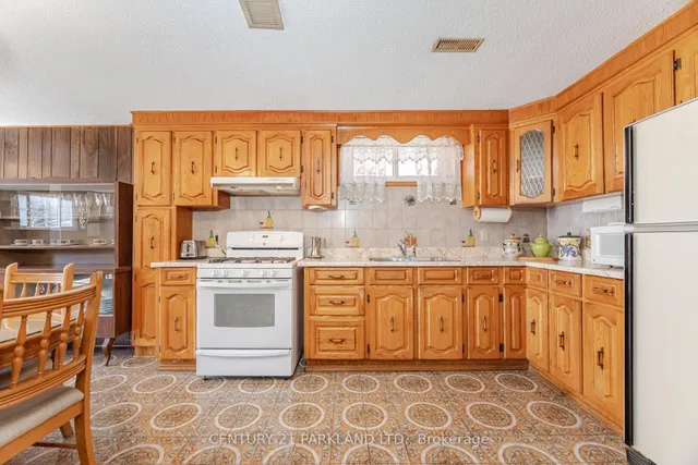 Additional image 30 of 55 Hickorynut Dr