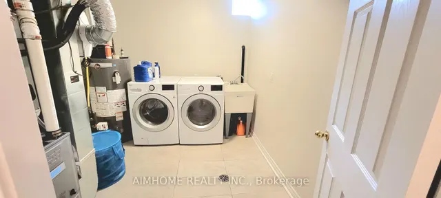 Additional image 27 of 42 PIANE Ave