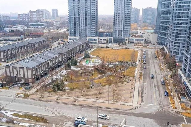 Additional image 35 of 125 Village Green Sq Unit 1409