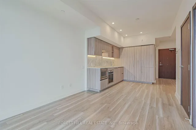 Additional image 13 of 19 Bathurst St Unit 4101