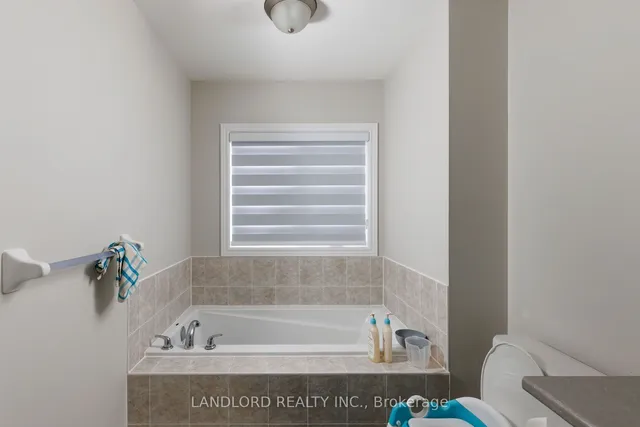 Additional image 17 of 57 Benhurst Cres