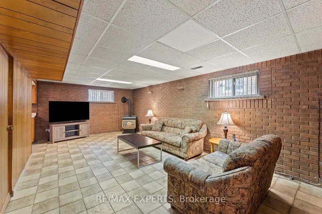 Additional image 21 of 126 Ardwick Blvd