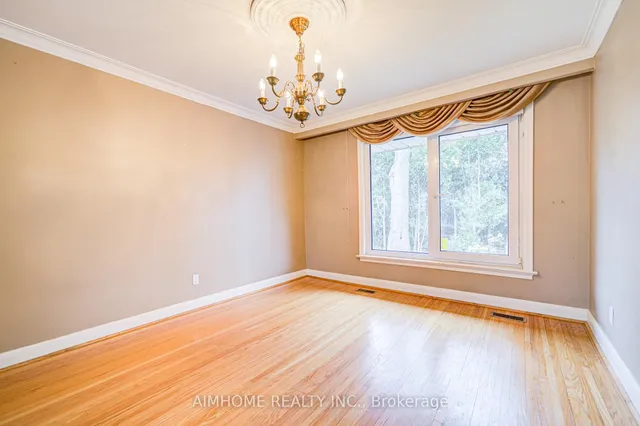 Additional image 10 of 12 Sorrel Crt