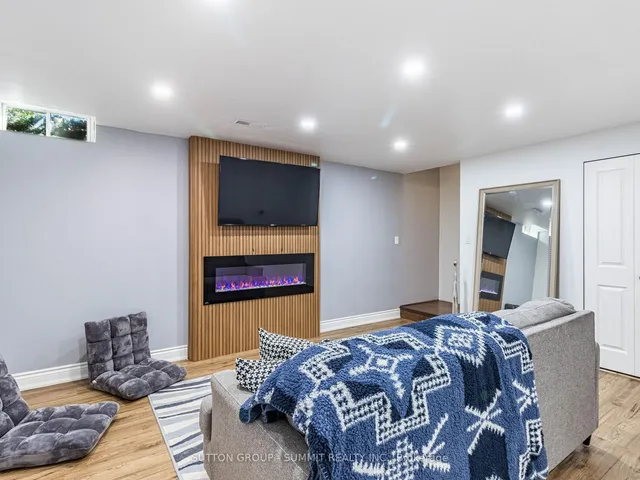 Additional image 33 of 4115 Upper Middle Rd Unit 15