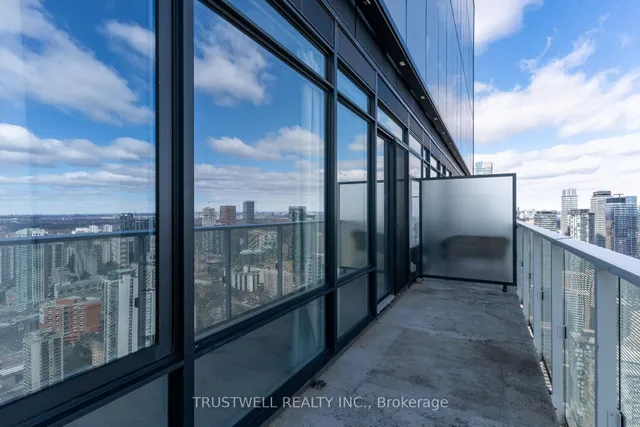 Additional image 14 of 501 Yonge St Unit 5208