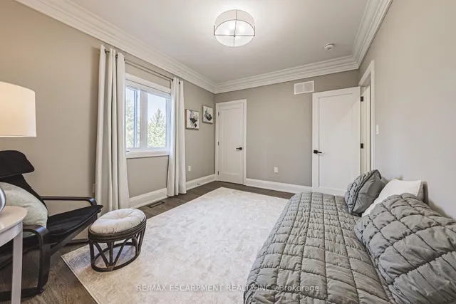 Additional image 13 of 8378 Chippewa Rd