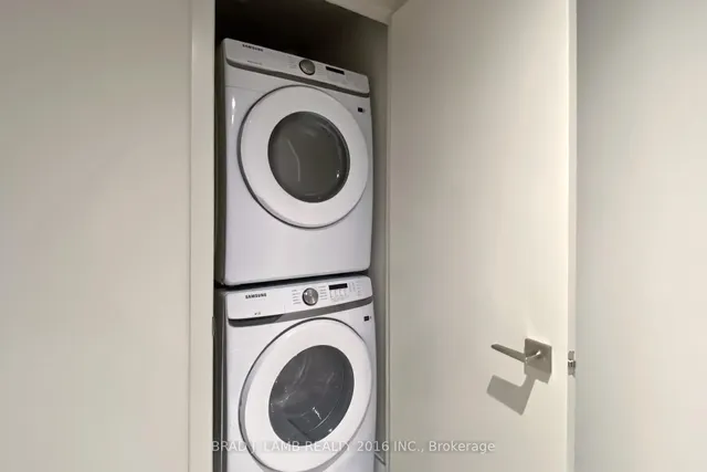 Additional image 36 of 195 McCaul St Unit 318