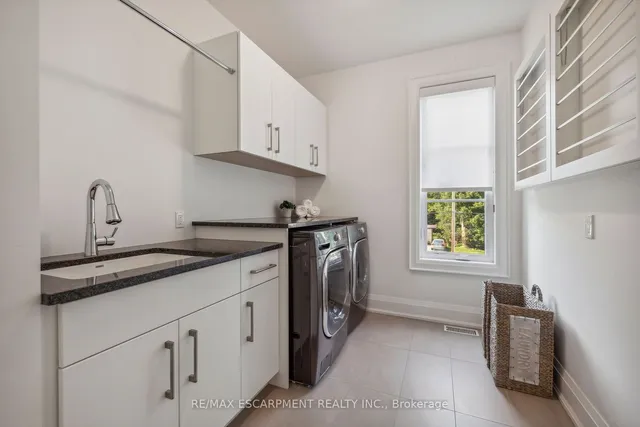 Additional image 31 of 60 Garden Ave