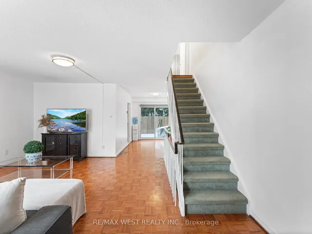 Additional image 3 of 94 Plum Tree Way