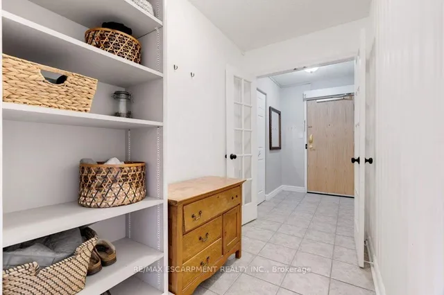 Additional image 30 of 23 Main St Unit 207