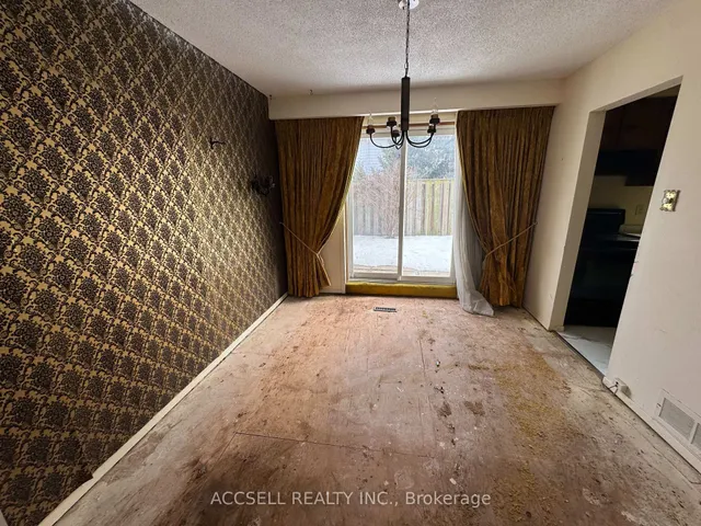 Additional image 3 of 5475 lakeshore Rd Unit 1