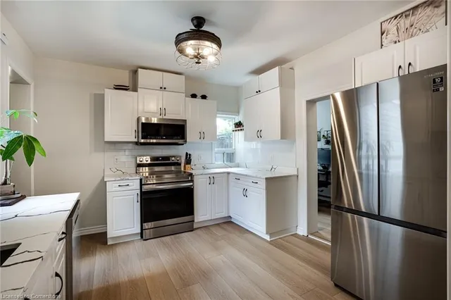 Additional image 16 of 44 Steven St