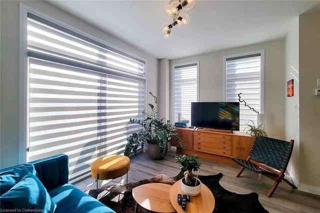 Additional image 13 of 270 Melvin Avenue Ave Unit 27